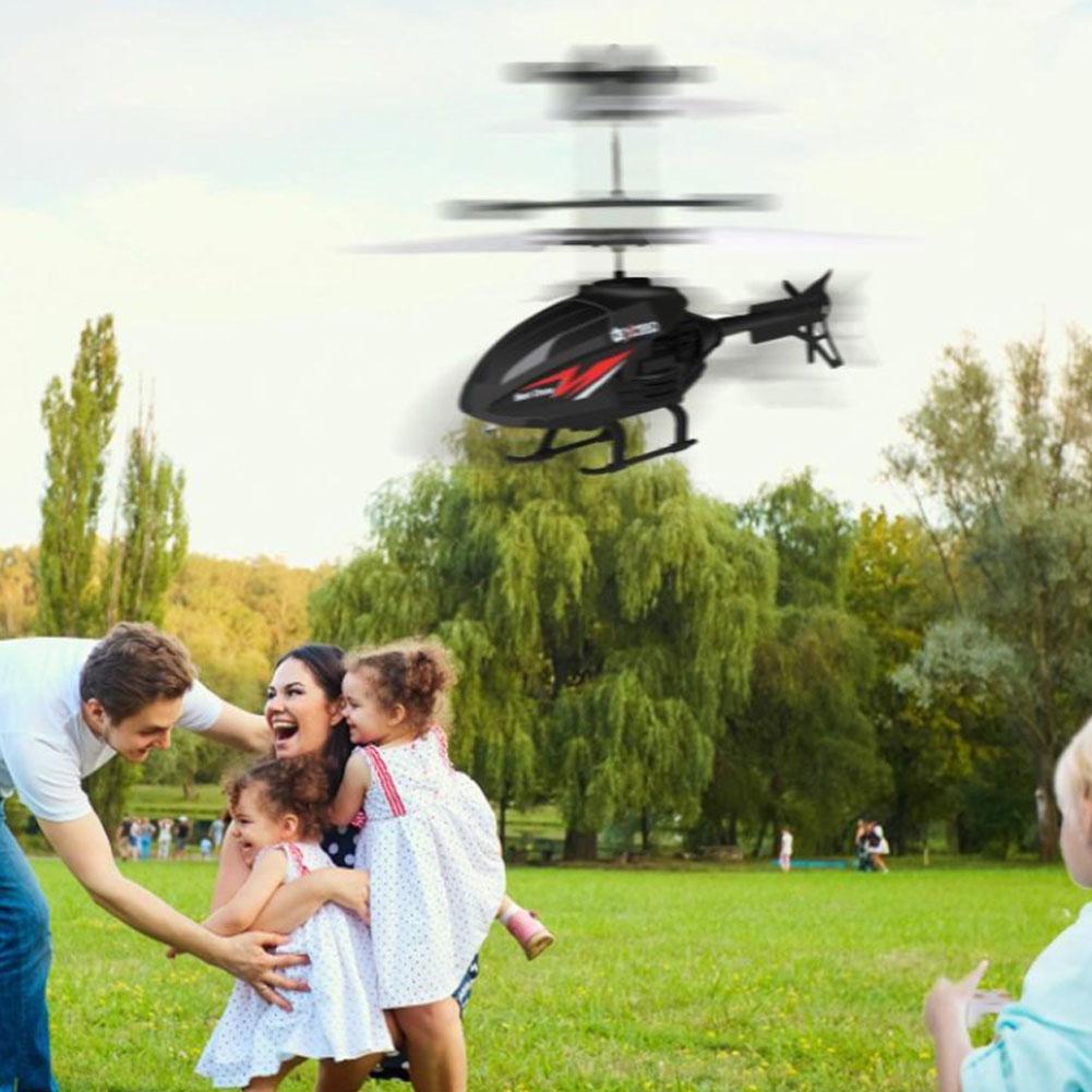 لعبة طائرة هليكوبتر صغيرة تعمل - مراجعة Rc Helicopter Case وسعره